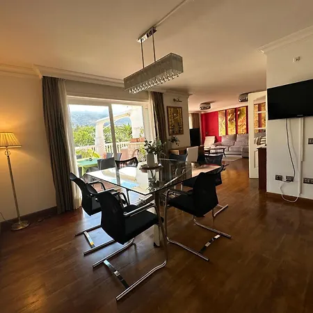 Prime Penthouse Rosaleda Appartement