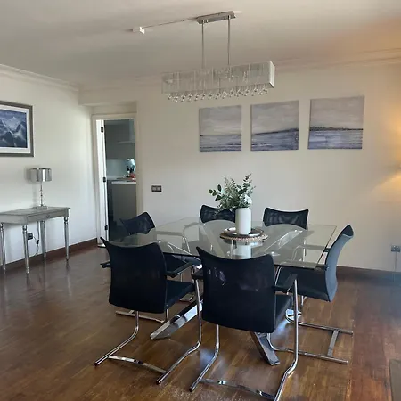 Apartment Prime Penthouse Rosaleda *